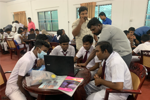 Workshop on microcontrollers – school students
