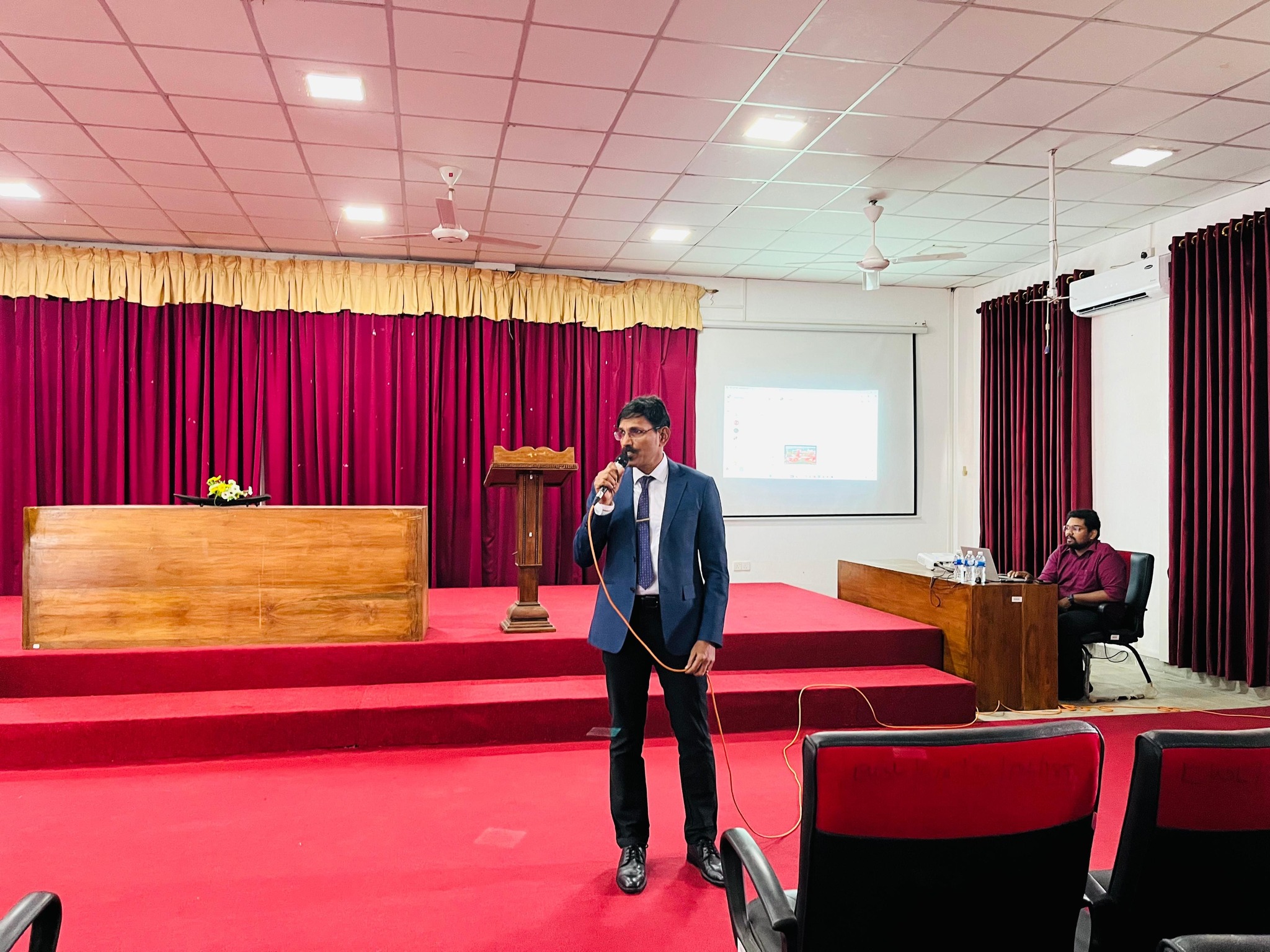 574084209_122103121665081882_2438122240623556799_n (1)